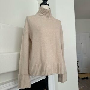 Halston 100% 2-Ply Cashmere Cozy Cream Mock Neck Knit Sweater Relaxed Fit Size M